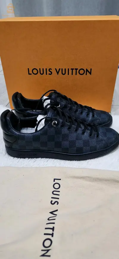 chaussure LOUIS VUITTON pointure 42