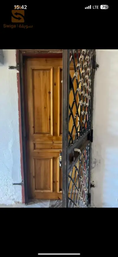 3 appartements ensemble à vendre dans un quartier calme à Sougueur .