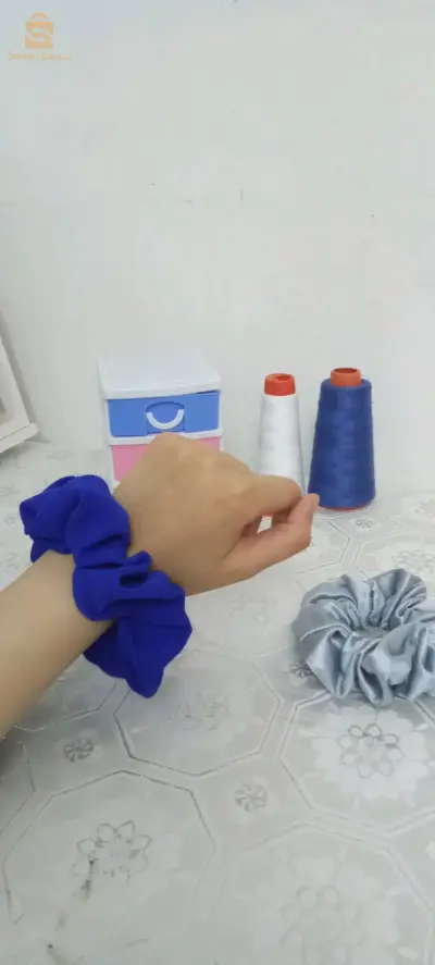 اكسسوارات شعر جميلة 
كوني مثل الأميرات ✨🎀