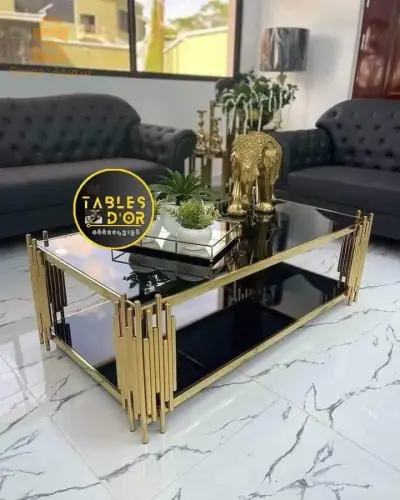 طاولة زجاجية