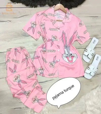 Pyjama au bouton