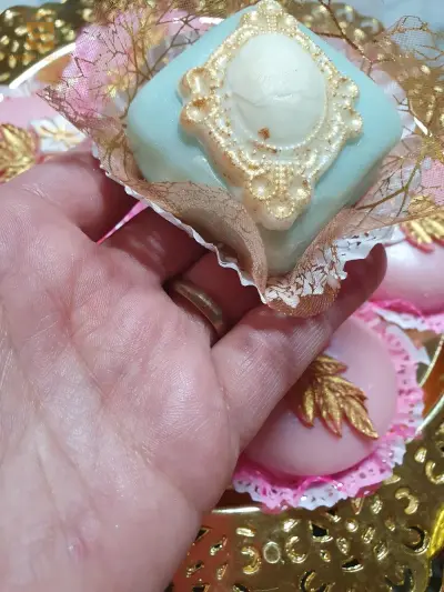 بيع حلوة المخبز للافراح والاعراس