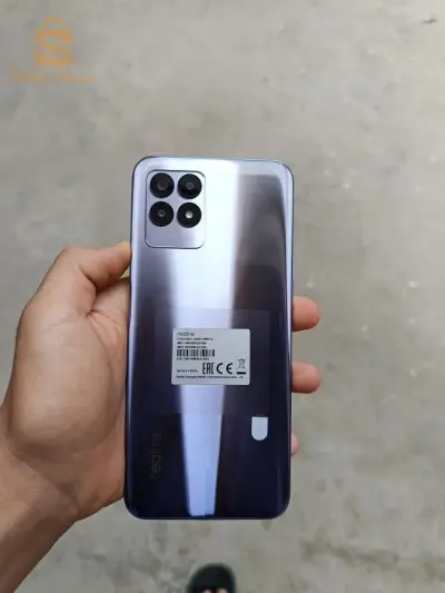 realme 8i