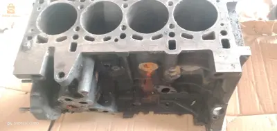 بلوك تع سيارة 
fiat punto 1.3 turbo diesel 2008
