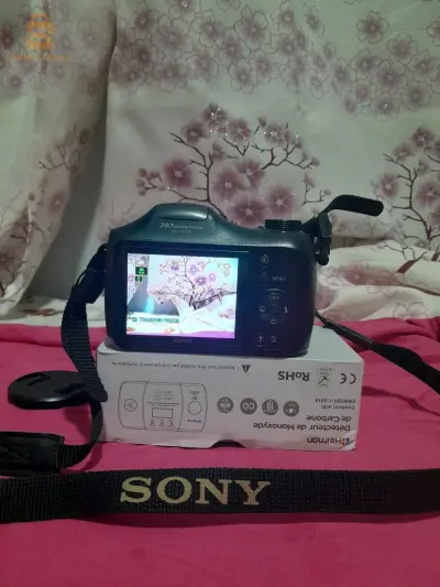 caméra  sony  20.1  miga  pexl dsc h200