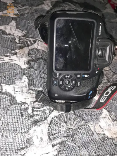 camera canon 1200 d