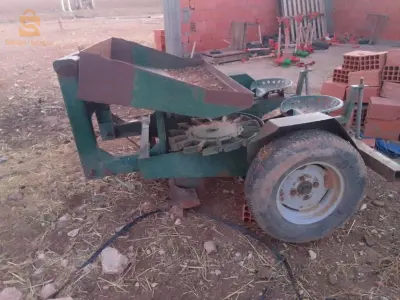 آلة زراعة البطاطا