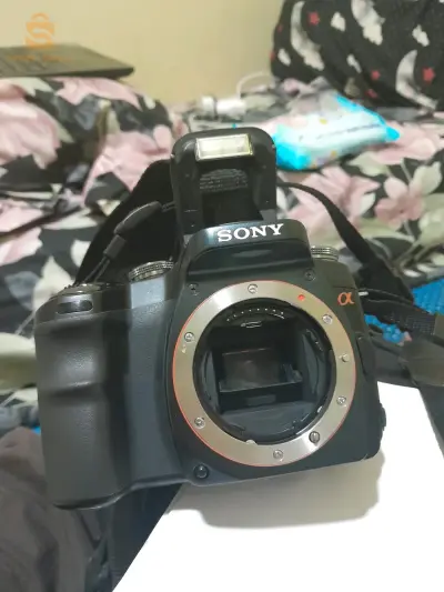 caméra  sony  dslr  a100  alpha   avec   2 oubj. neuf