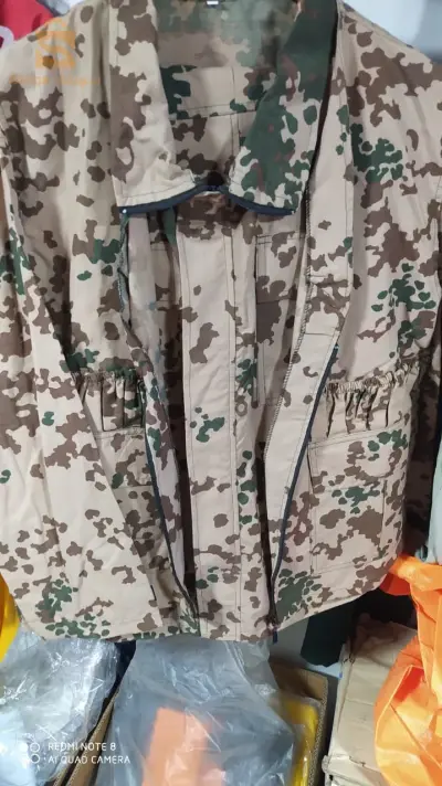 tenue de chasse 4 pièces veste plus gilet plus pantalon plus chapeau