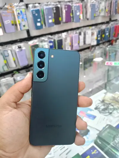 Samsung S22