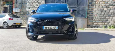 Audi Q3 S line Quattro black finition 2024