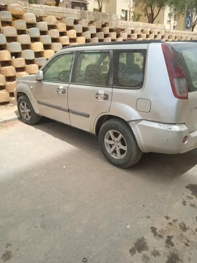 nissan 2005 x-trail