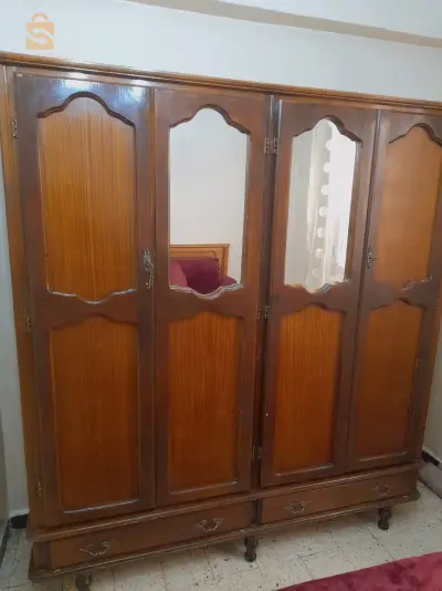 خزانة مشاءالله مع إمكانية توصيل