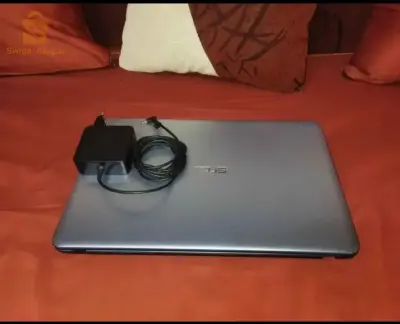 azus i7/ ram 12go/ ssd 500g