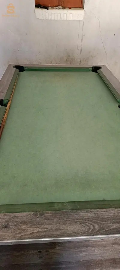 يبارك
