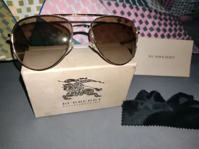 lunette Burberry pliante