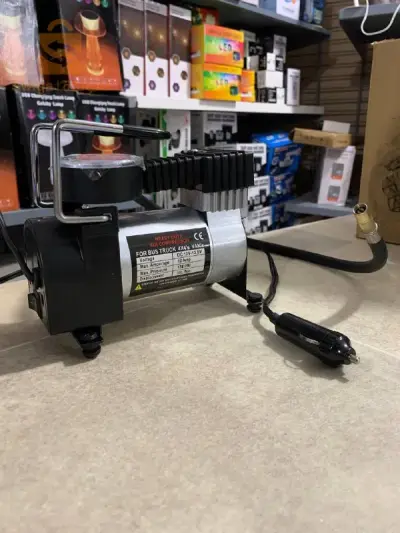 Air Compresseur et Gonfleur de pneu DC 12V Fonctionne avec prise allume cigare