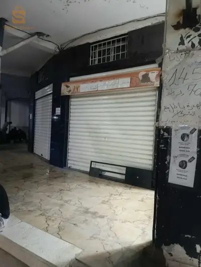 عين استمارة حريشة بنايات urbaco على الطريق العام