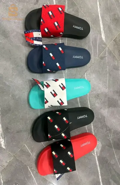معسكر