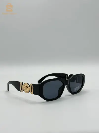 Lunette de soleil  + pochette gratuit