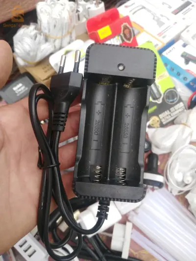Chargeur piles