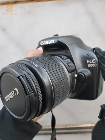 كانون 1100D