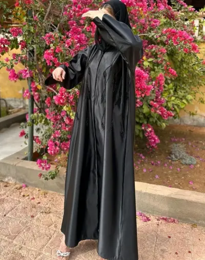 التوصيل متوفر 58 ولاية
عبايات خليجية 🇦🇪 ✨ اصلية✨🤍
الحجر حر وسغل يدوي ✨ 
الدفع عند الاستلام
Size available
High quality Abayas
Luxury matte satin / premium quality
Dm us for any enquiry