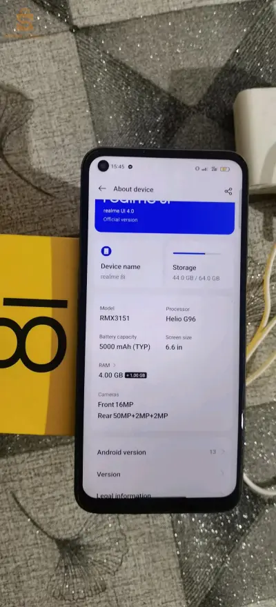 realmi 8i بحالة جيدة 
ram 4..rom 64 
فيه معالج شباب بزااف