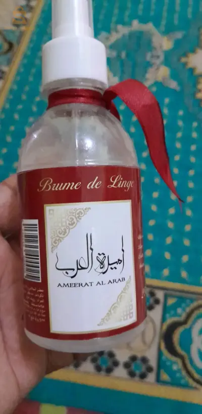 معطر للملابس