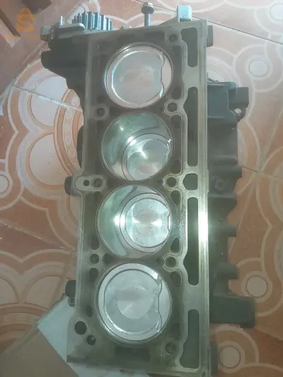 Demi moteur 1.6 essence 16valves Renault