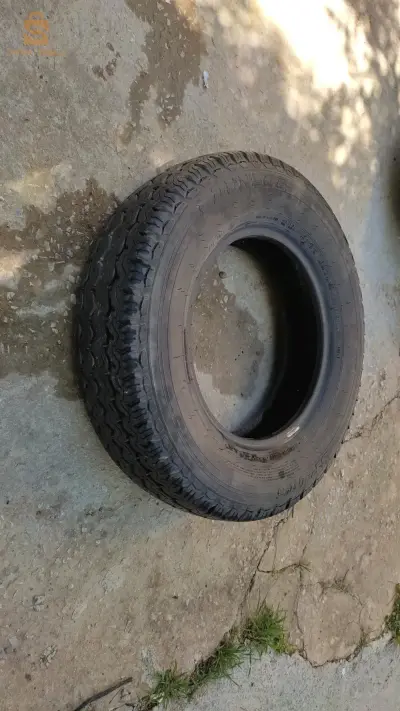 Pneu automobile