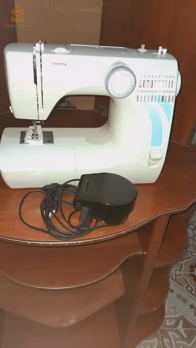 آلة خياطة من نوع طيوطا
