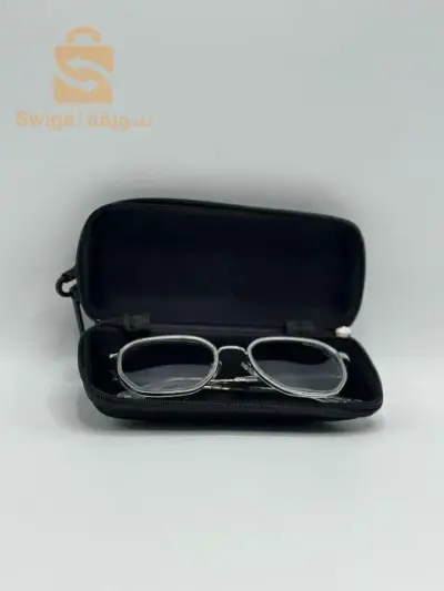 نظارة برادا + حقيبة مجانية