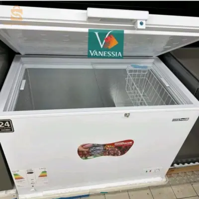 Congélateur marque Maxwell 200L
 
✅Capacité 200l
✅ Garantie 24 mois
✅ Couleur blanche
✅avec la clé