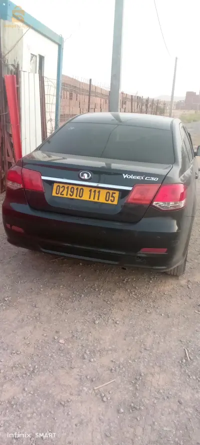 chauffeur avec véhicule a votre disposition