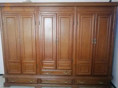 خزائن بأدراج مستعملة