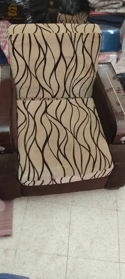 للبيع