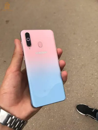 samsung a8s