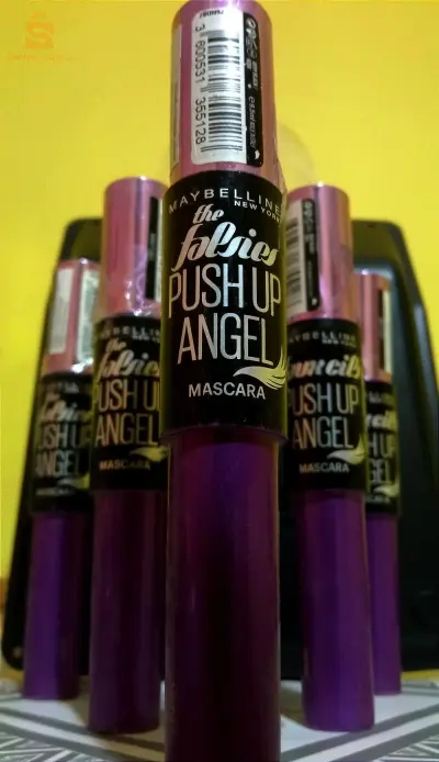 mascara