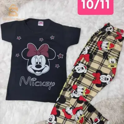 Pyjama fille ❤️ khfifa syoufi 

A ne pas rater 💪🇹🇷🇹🇷🇹🇷

السلعة تركية أصلية و القماش كوتون و خفيف تاع صيف 

100% coton ♥️♥️

L'âge : sur les photos kyn kolach