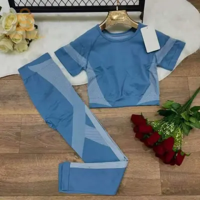 tenue de sport pour femme taille standard
