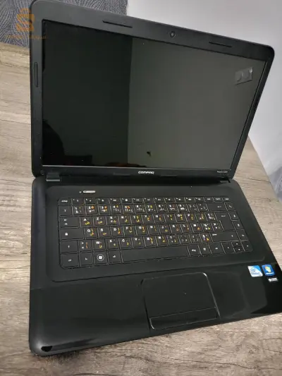 pc compaQ avec chargeur original