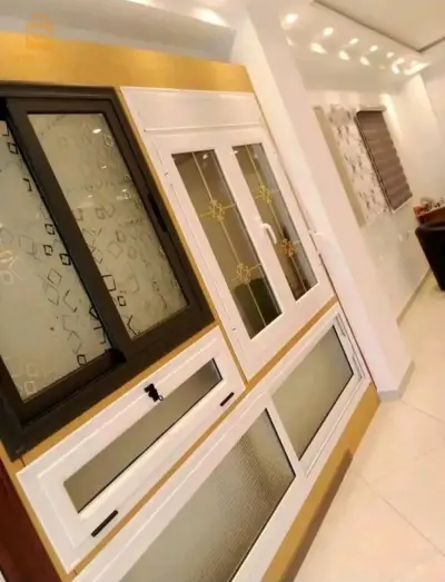 Vos portes et fenêtres conformes à vos envies
Venez découvrir notre riche gamme de #fenêtres 🌪🪟 et #portes. 🚪
Choisissez d'être bien chez vous, trouvez la solution à vos envies 🔝
