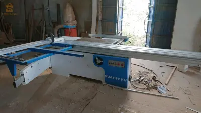 La Scie a paneau MJ6132YII