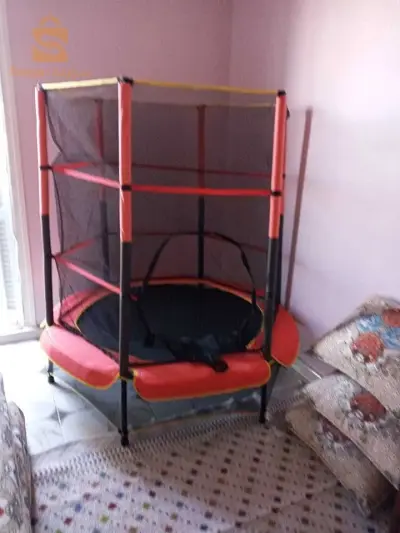 trampolinę