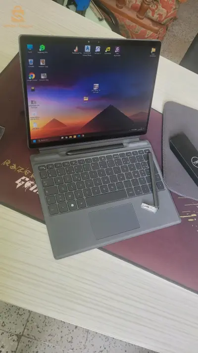Dell Latitude 7320 Détachable + Clavier + 2 Stylets + Cache + Étuis