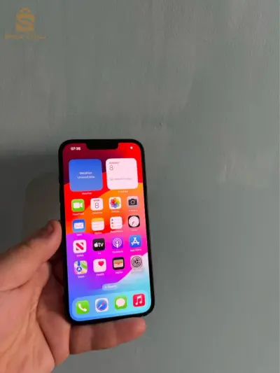 iPhone 14 blue