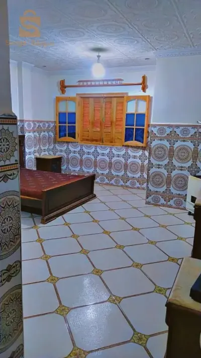R+2 في موقع ممتاز