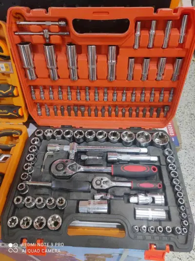 علبة أدوات 108