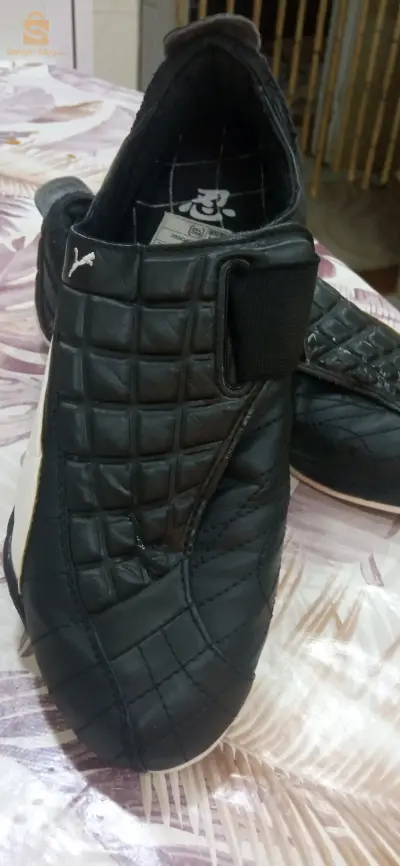 حذاء رياضي